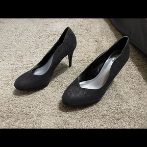 Womens black Fioni heels size 10